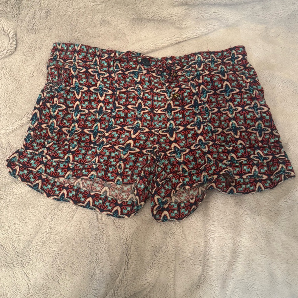 American Rag 100% Rayon Red and Blue Patterned Women's Short Size Small